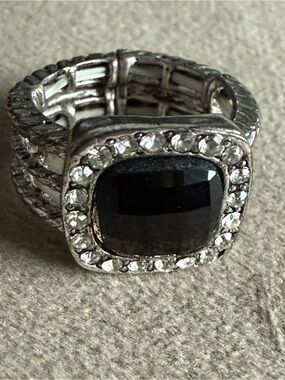 Women's Silver-Tone Ring with Black Center Stone and Clear Accents